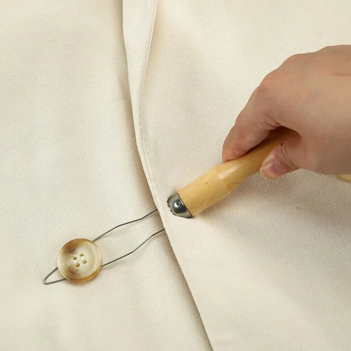 Button & Zipper Dressing Aid Tool