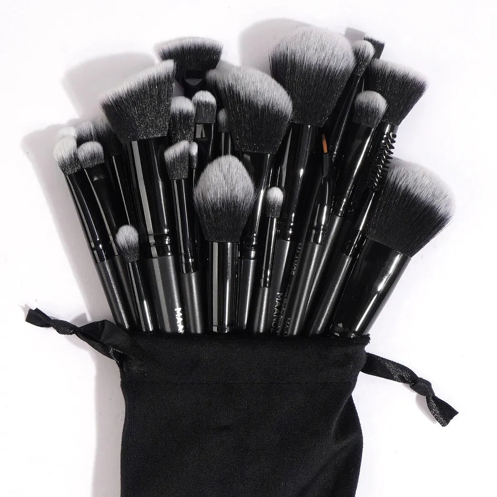 30-Piece Professional Makeup Brush Set with Bag