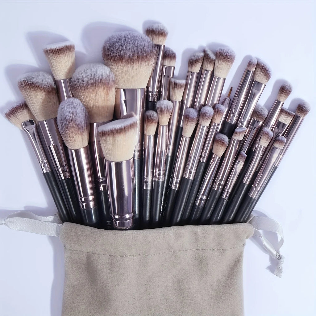 30-Piece Professional Makeup Brush Set with Bag