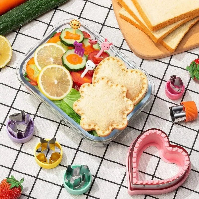 HappyBite Sandwich Cutters